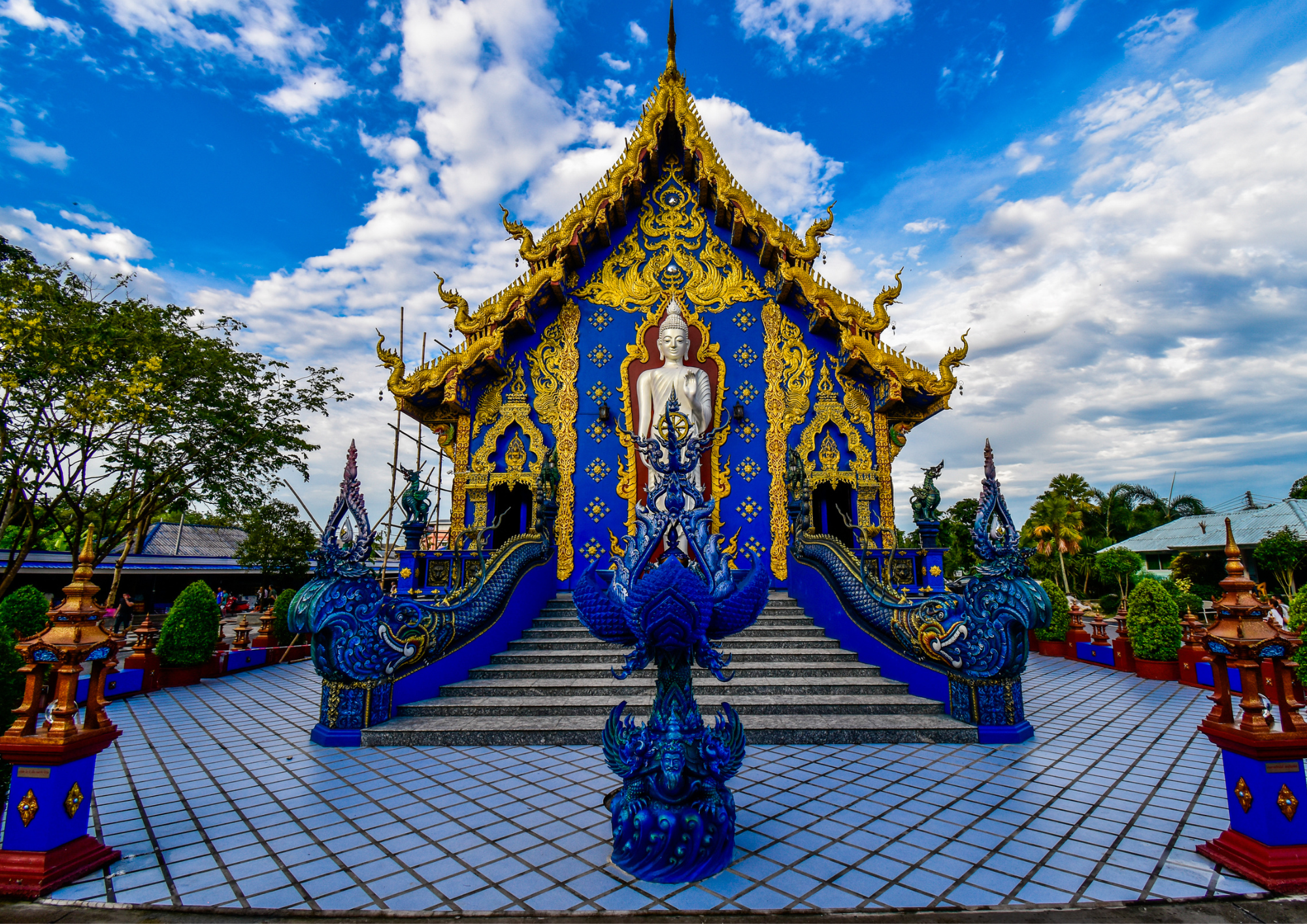 รูปภาพหลัก